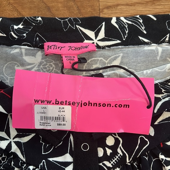 🩷Betsey Johnson Pretty in Punk🩷 - Picture 11 of 12